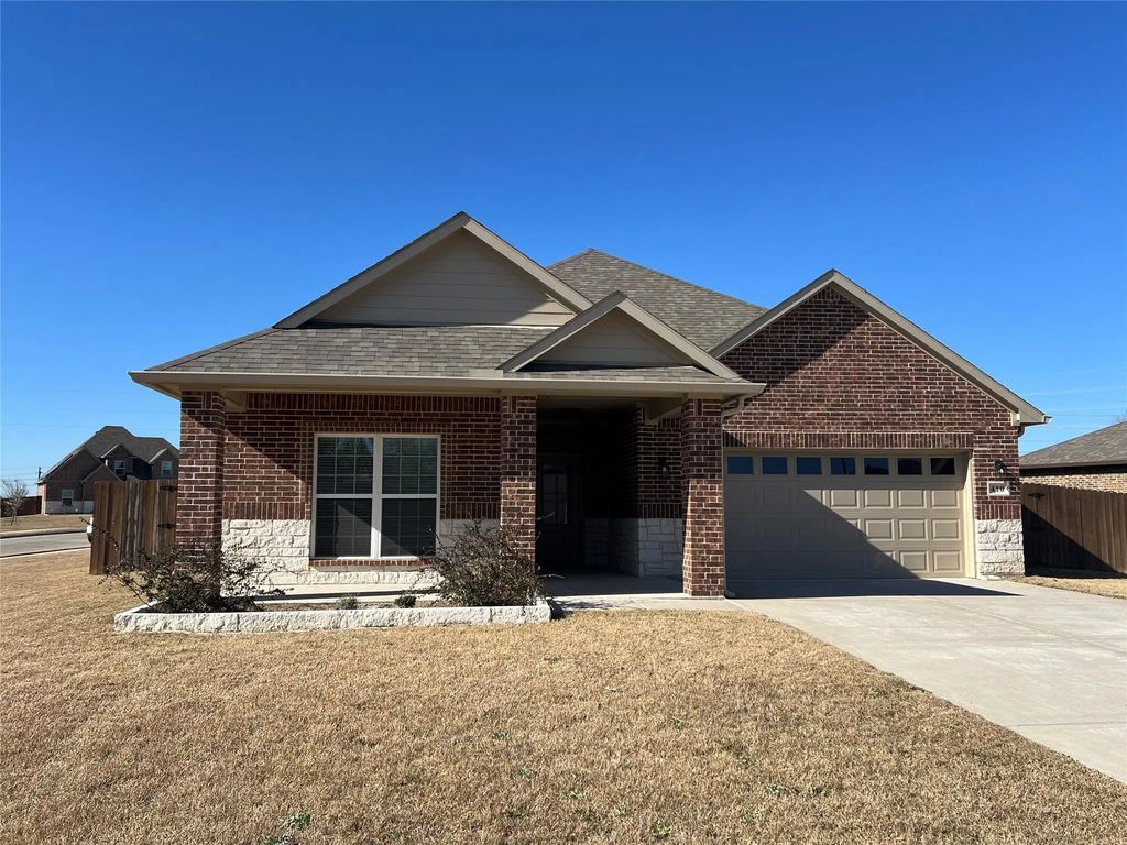 410 Ellis Place Drive, Greenville