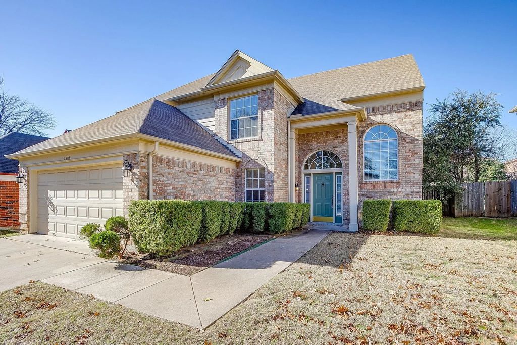 8208 Marie Lane, Fort Worth
