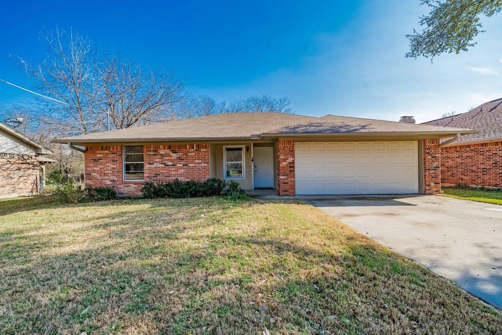 1814 Shawnee Street, Denton