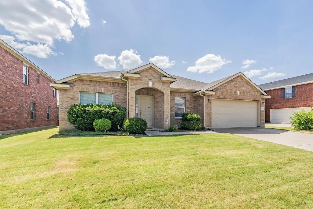 5319 Duval Drive, Grand Prairie