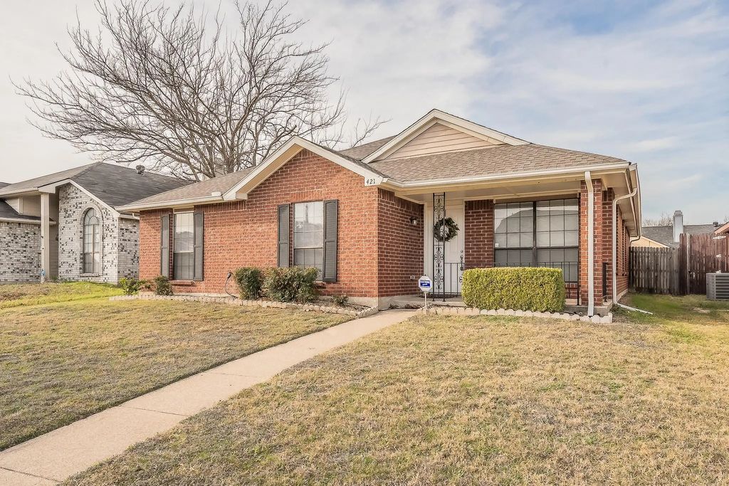 421 Sims Drive, Cedar Hill