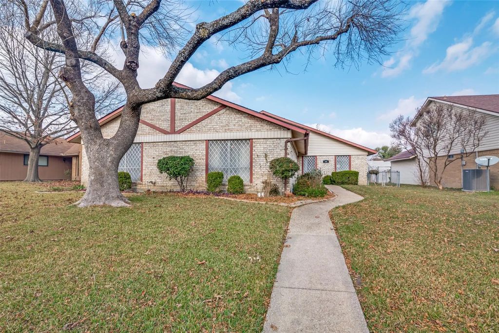 625 Perdido Drive, Garland