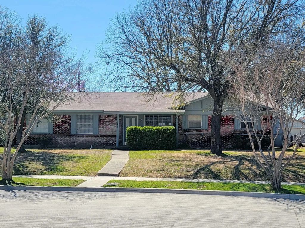 3205 Parkside Drive, Mesquite