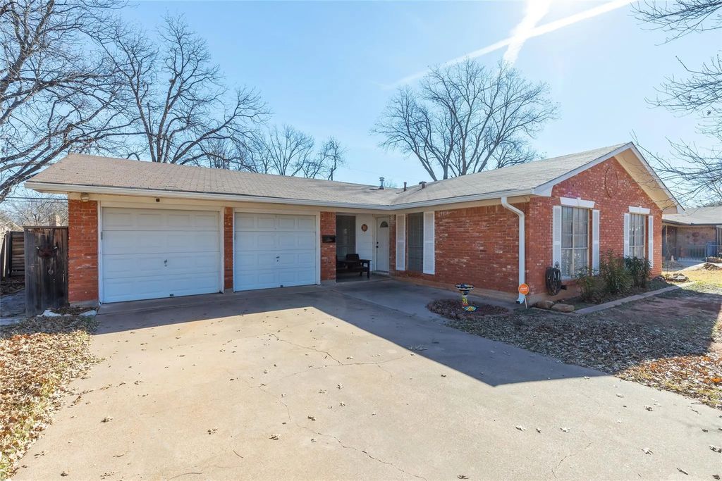 2501 S Elmwood Drive, Abilene