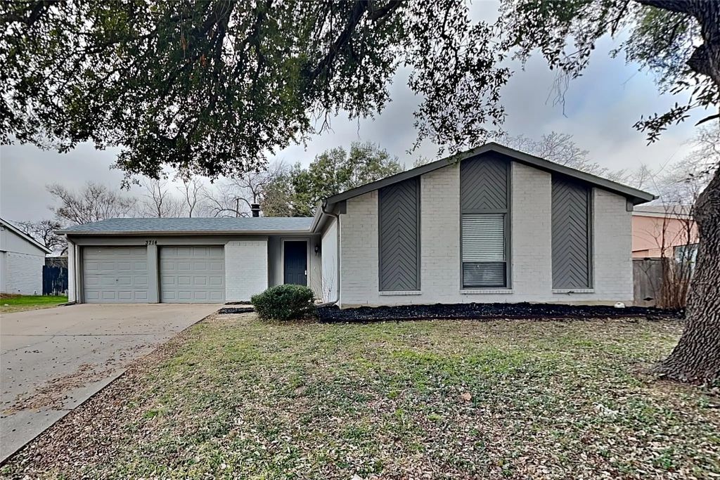 3714 French Wood Drive, Arlington