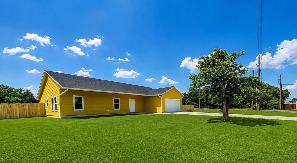 400 Susan Drive, Kennedale