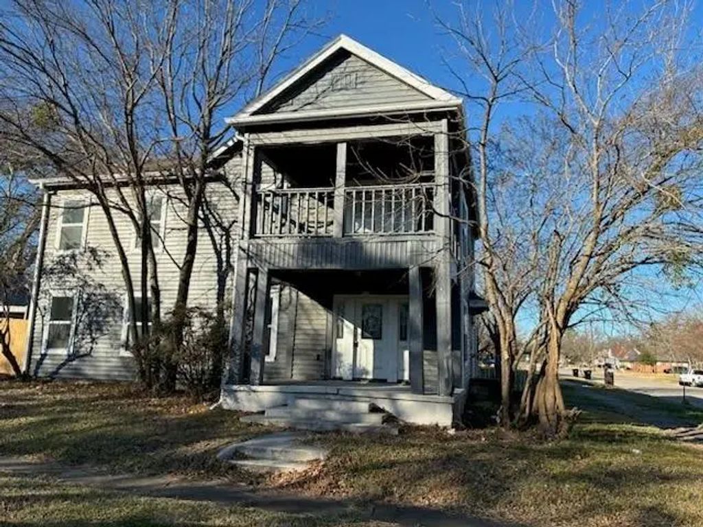 1000 W Gandy Street, Denison