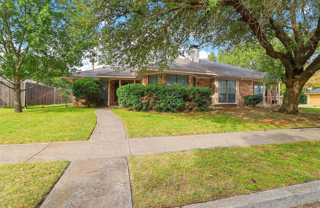 713 Penn Place, Cedar Hill