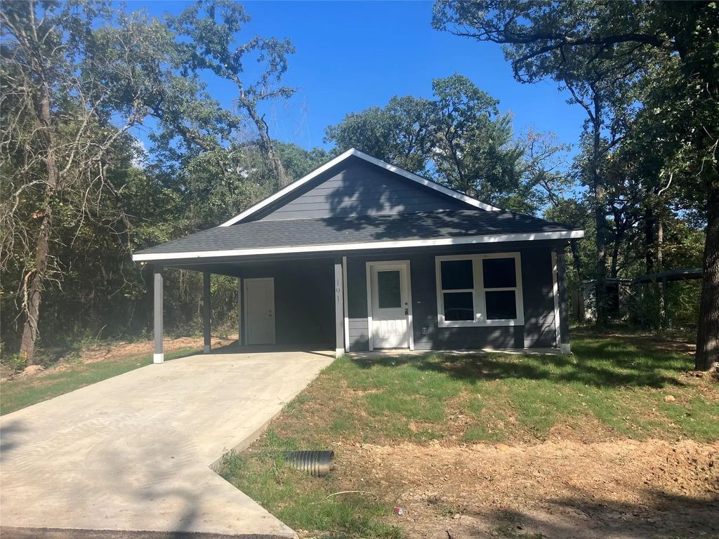 191 Geronimo Trail, Mabank