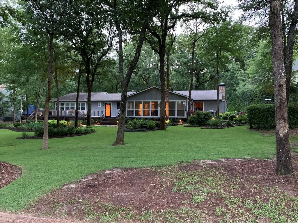 327 Peaceful Woods Trail, Holly Lake Ranch