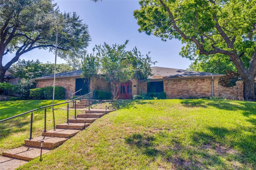 1950 Hidden Valley, Rockwall