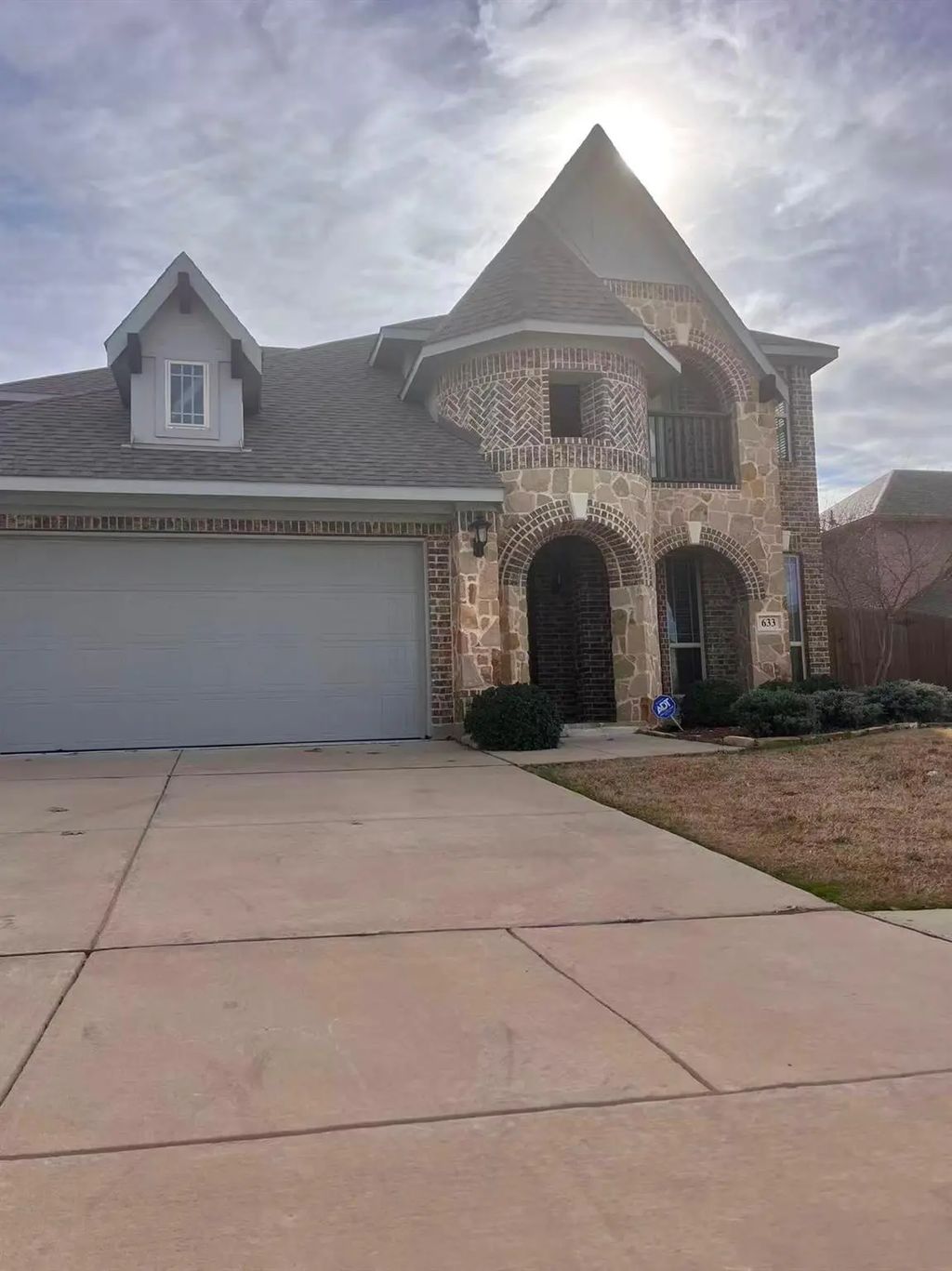 633 Ridgewater Trail, Fort Worth