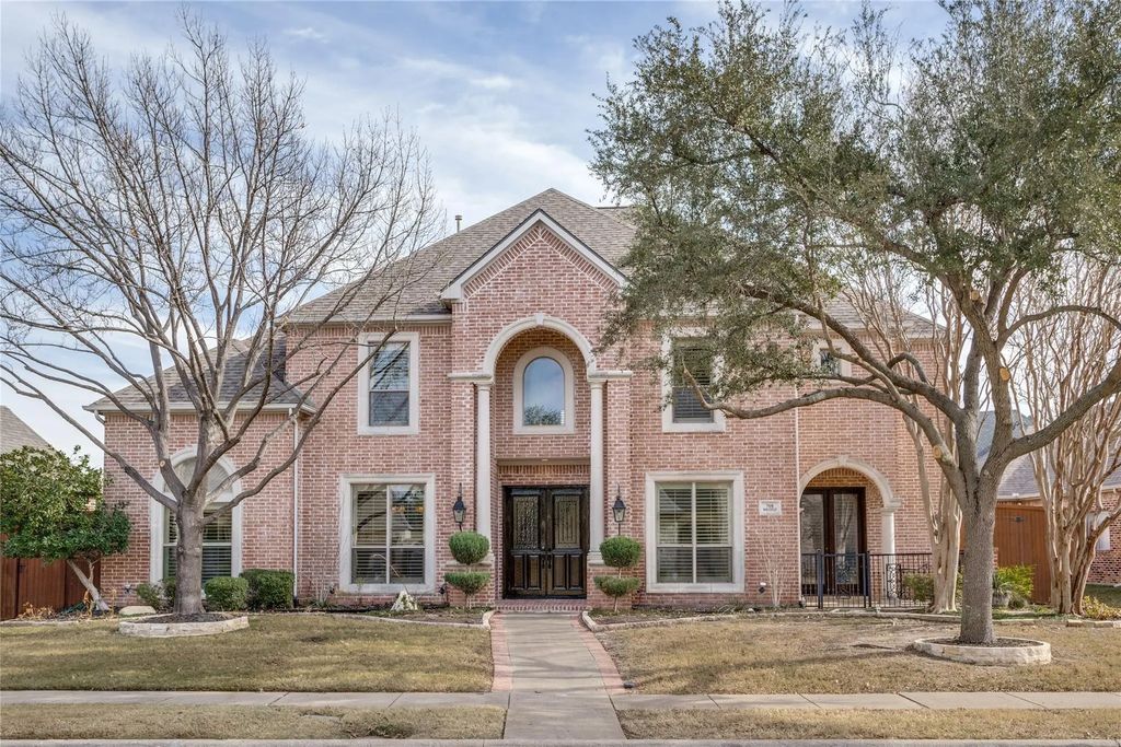 708 Waverly Lane, Coppell