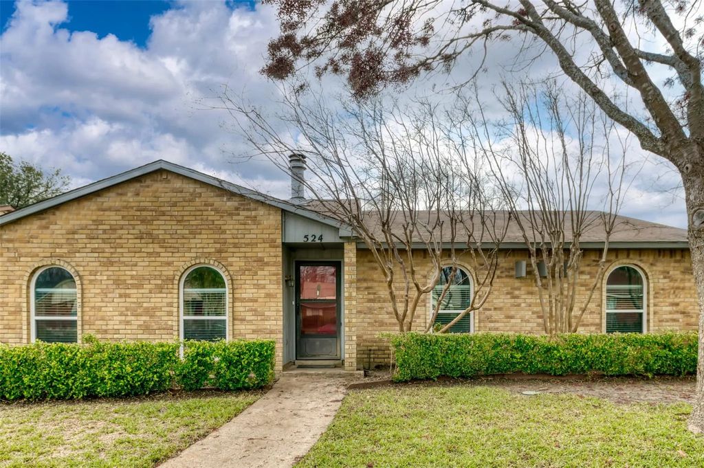 524 White Oak Street, Allen