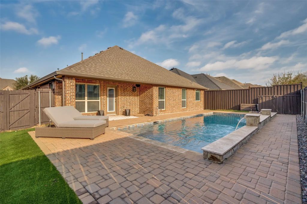 13708 Cortes De Pallas Drive, Little Elm