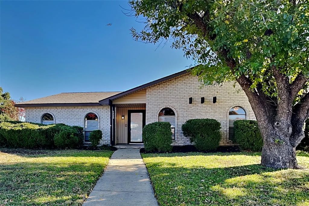 6532 Blue Ridge Trail, Plano