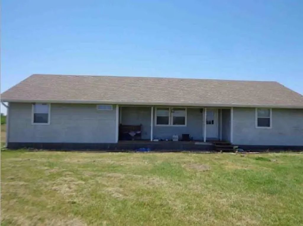 9179 Farm Road 2285, Sulphur Springs