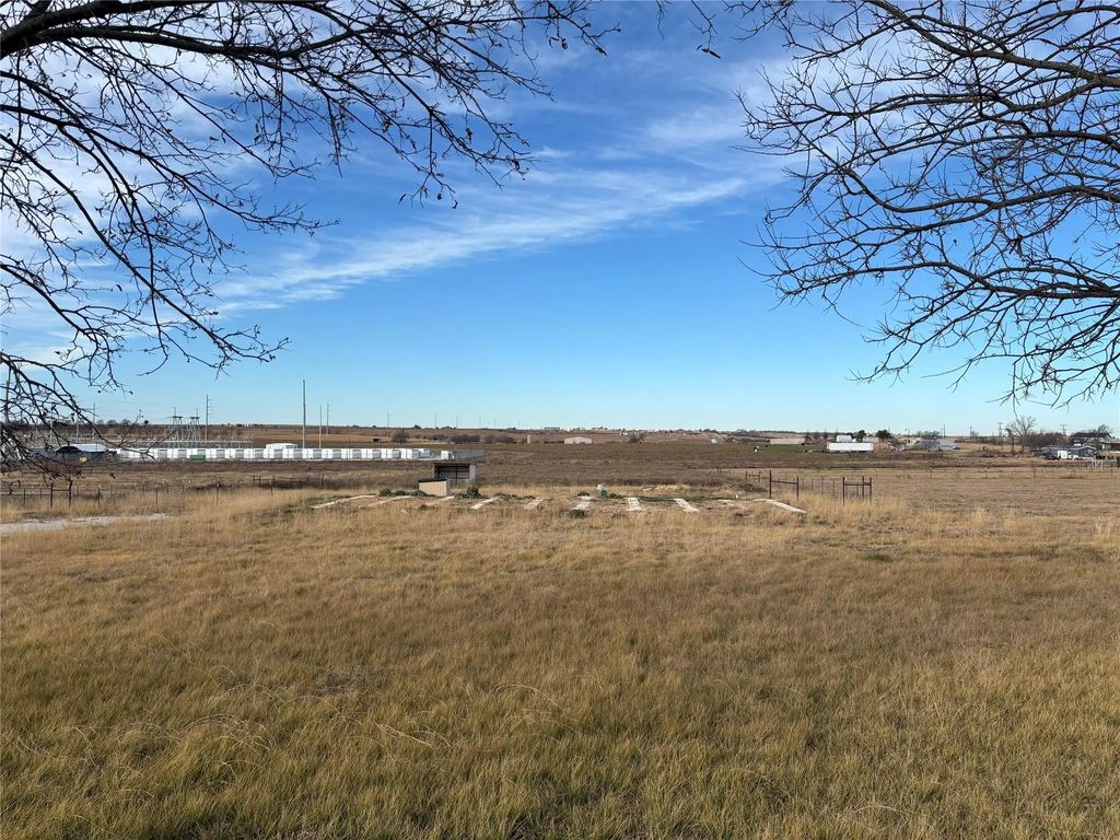 110 County Road 4511, Decatur