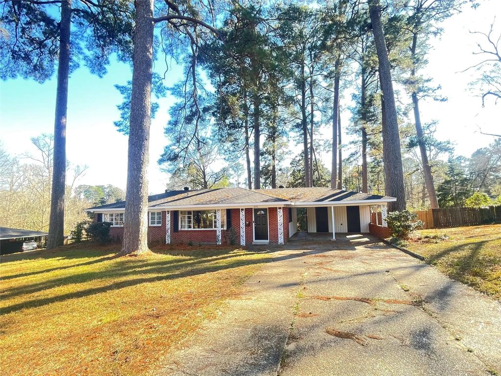 402 E Todd Street, Minden