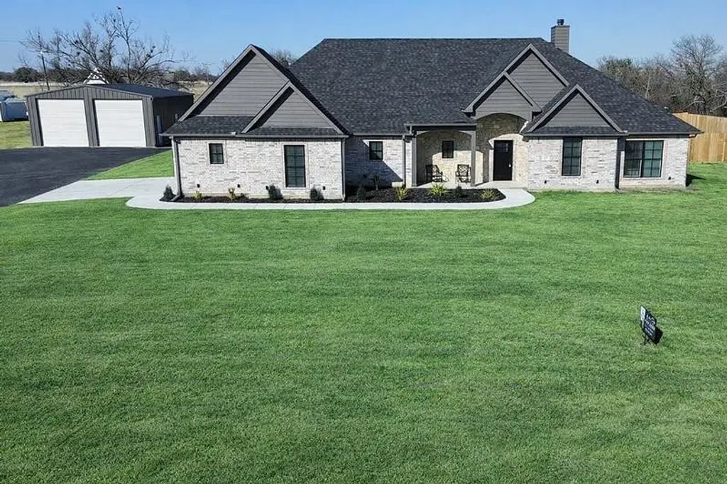 25 Pear Tree Lane, Collinsville