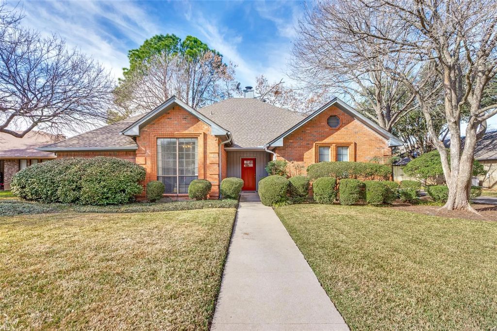 4710 Michelle Drive, Arlington