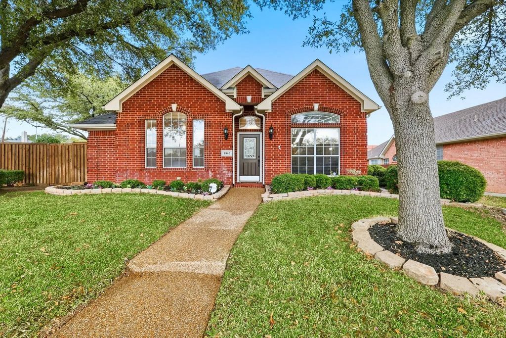 6940 Barbican Drive, Plano