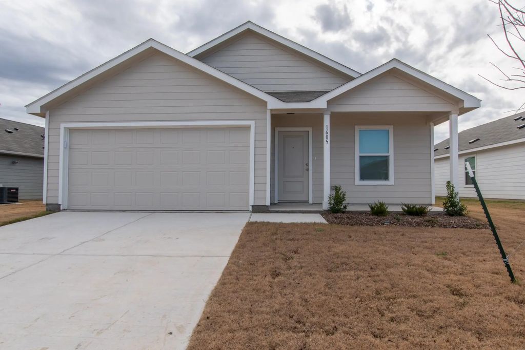 1605 Parliar Street, McKinney