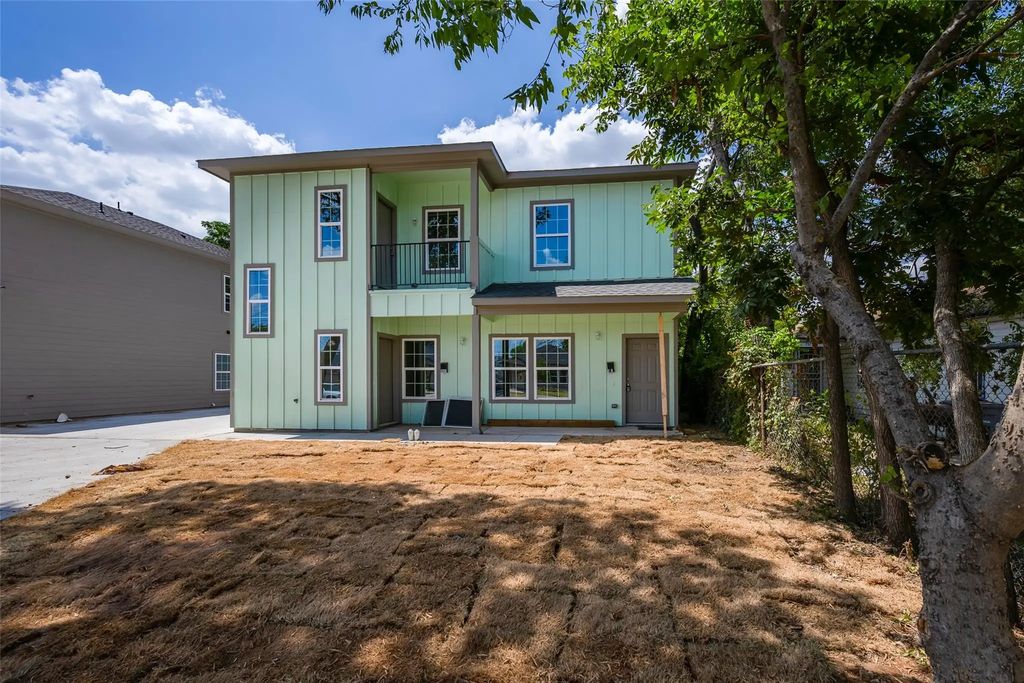 3525 Herrling Street, Dallas