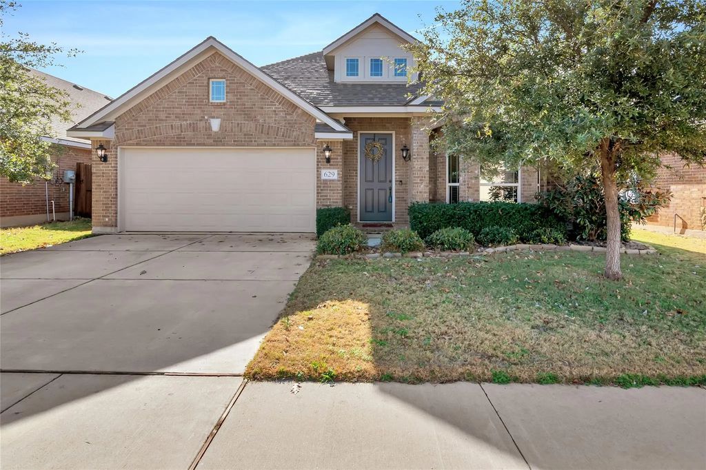 629 Fox View Drive, Fort Worth