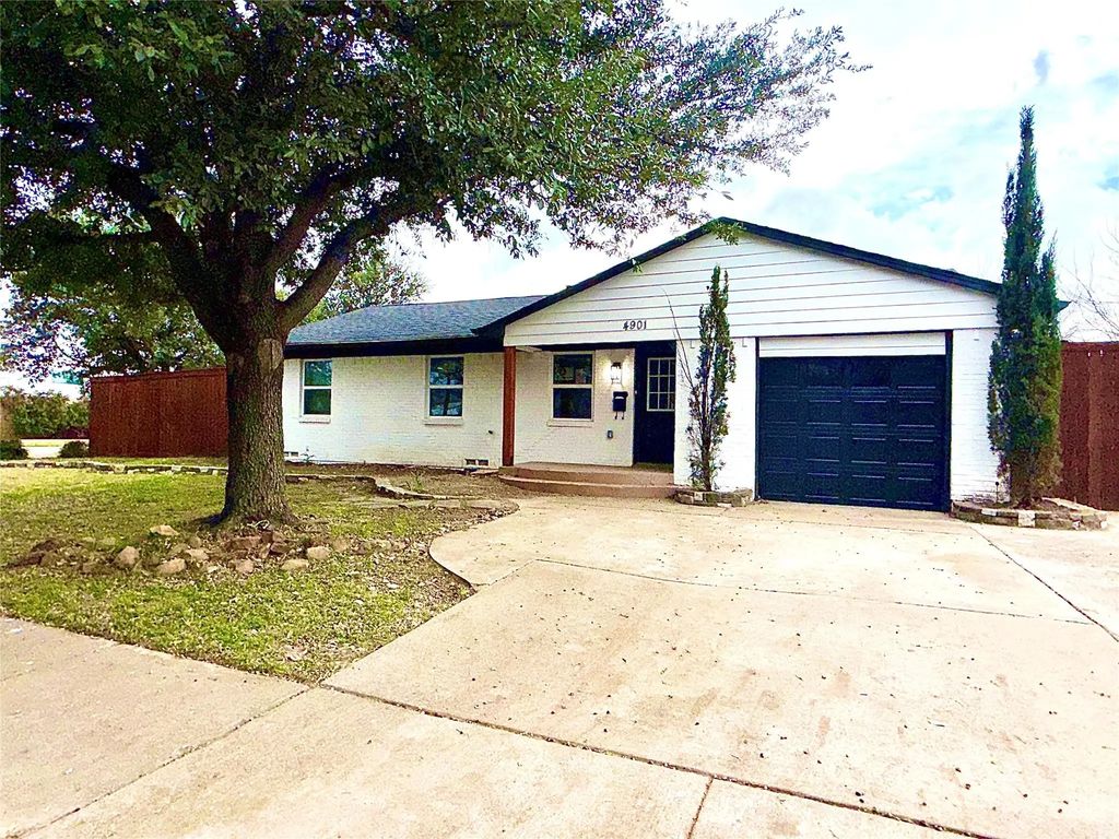 4901 Susan Lee Lane, North Richland Hills
