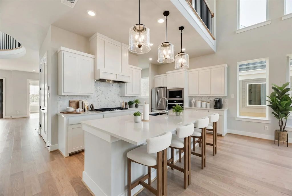 705 Clover Lane, Anna