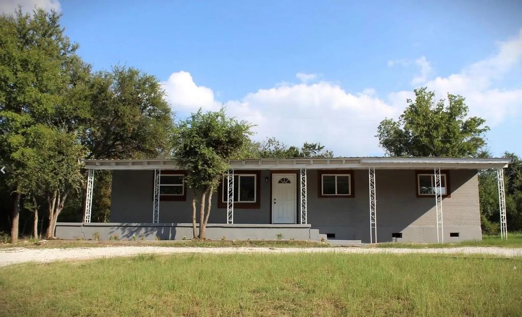 120 Poppy Lane, Whitney