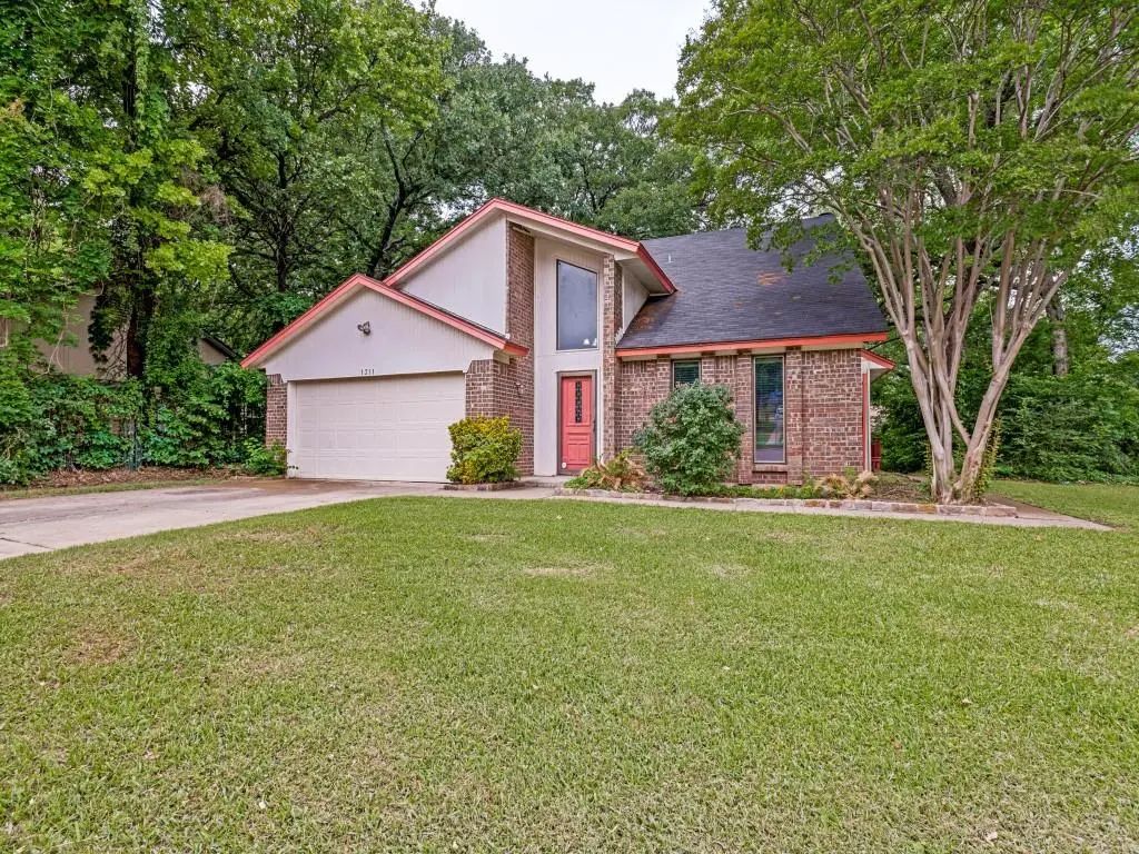 1311 Oak Timber Drive, Euless