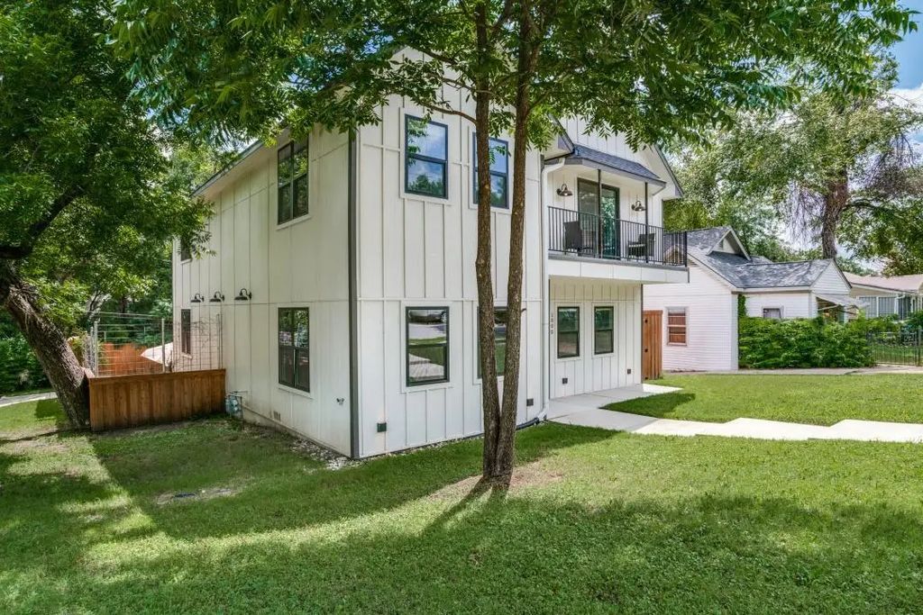 1000 Cameron Avenue, Dallas