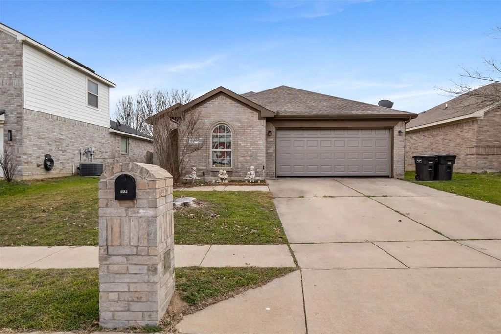 6552 Fitzgerald Street, Fort Worth
