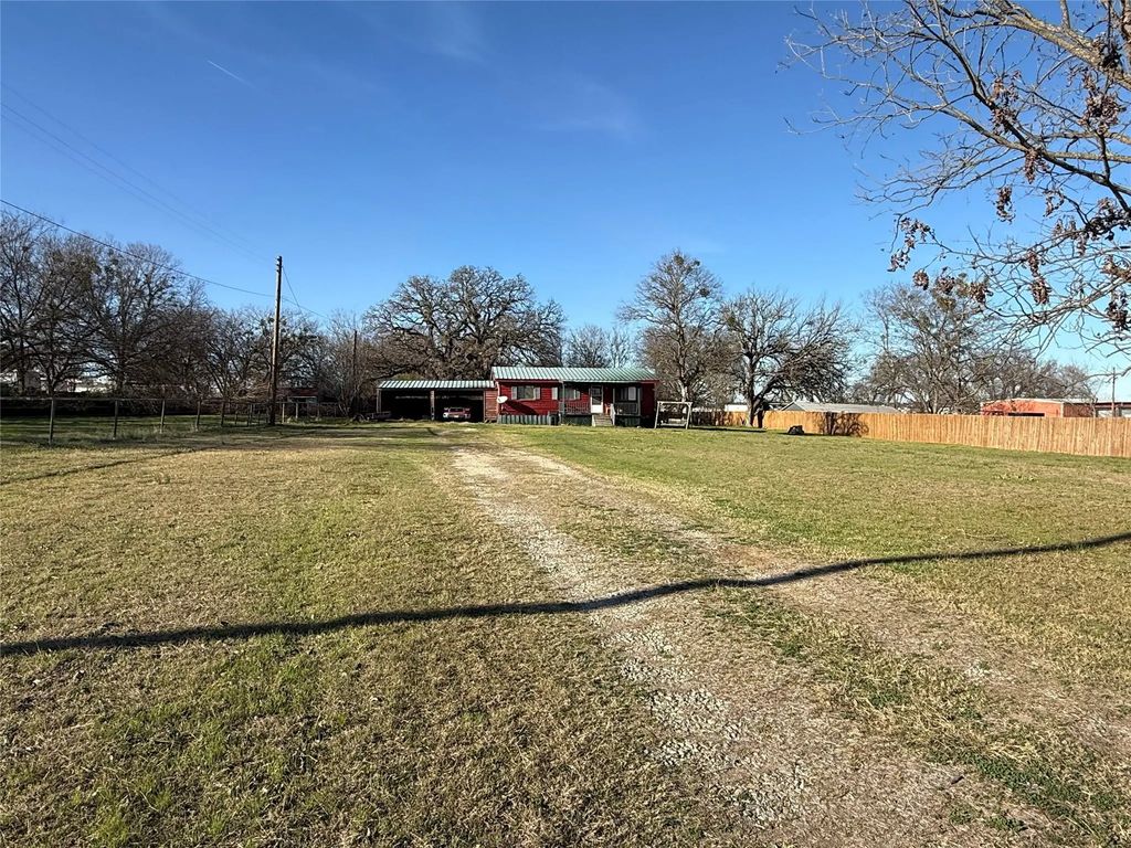 4400 W Park Row Boulevard, Corsicana