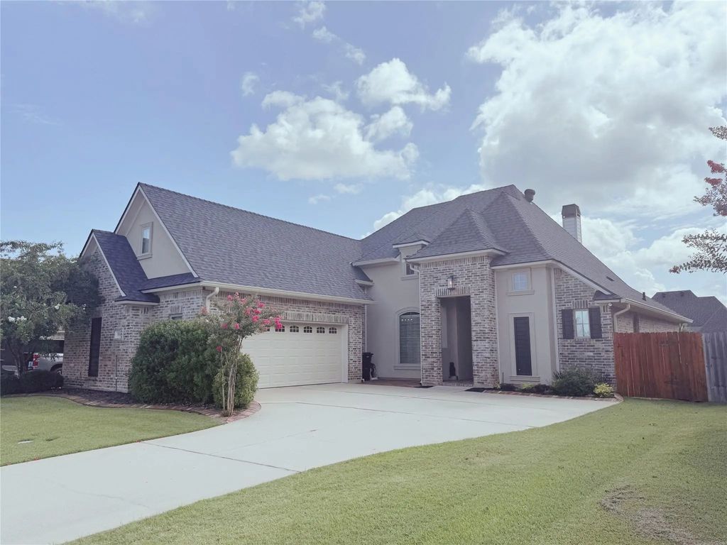 504 Linden Circle, Benton