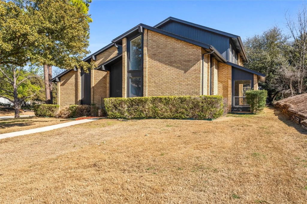 3210 Coronado Street, Irving