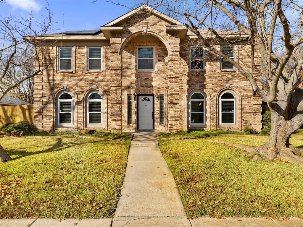 2213 Loretta Lane, Rowlett