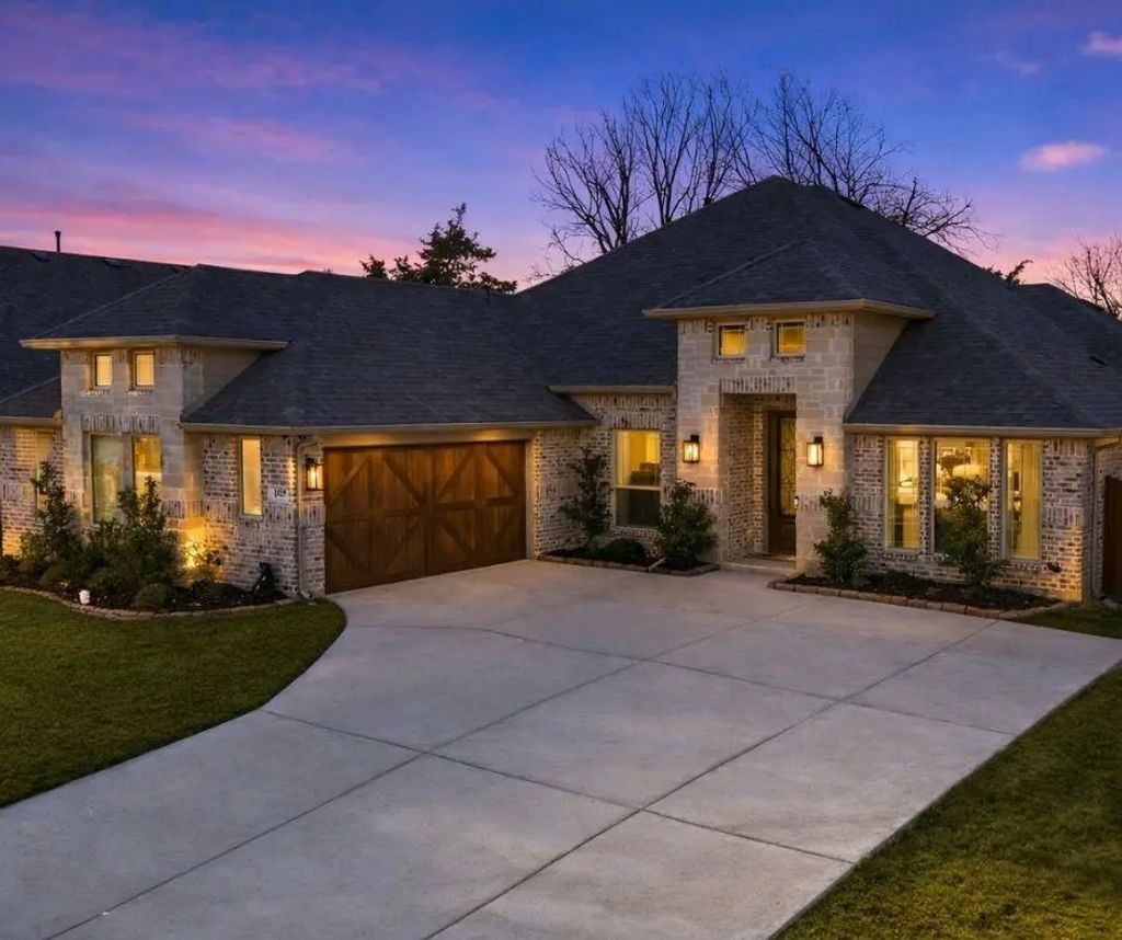 1125 Cardinal Drive, Midlothian