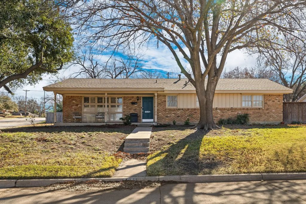 5801 Wessex Avenue, Fort Worth