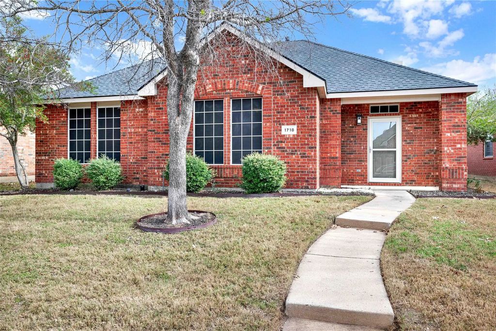 1718 River Oaks Drive, Allen