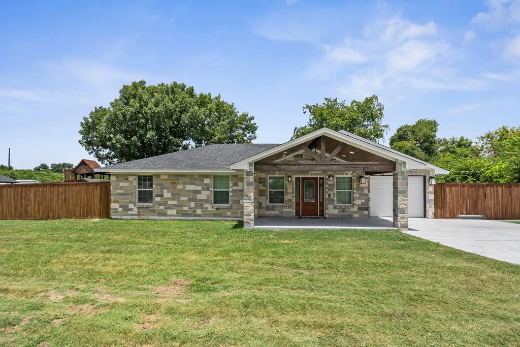 318 Franklin Road, Eddy