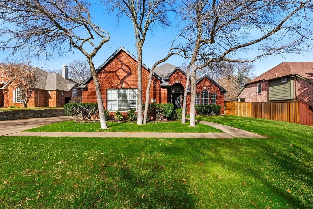 4116 Mustang Trail, Flower Mound