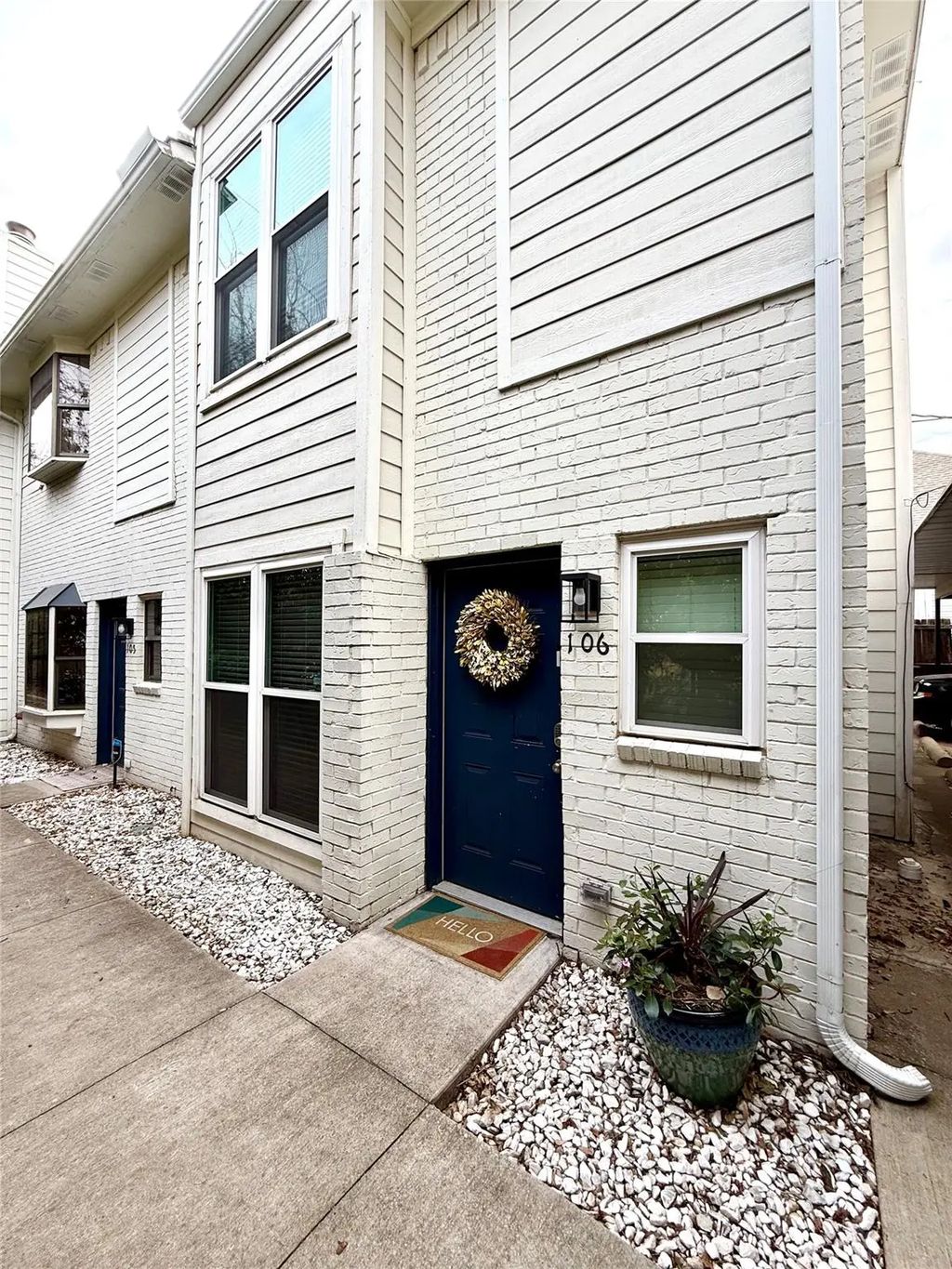 2807 Throckmorton Street 106, Dallas