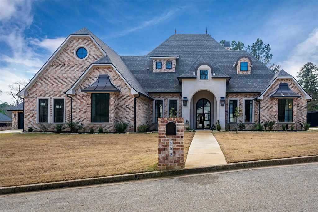500 Roberts Circle, Longview