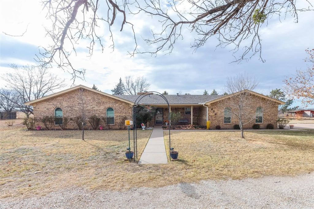 476 Scott Street, Tye