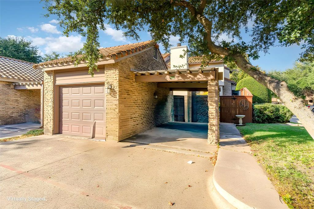 336 Melrose Drive 10c, Richardson