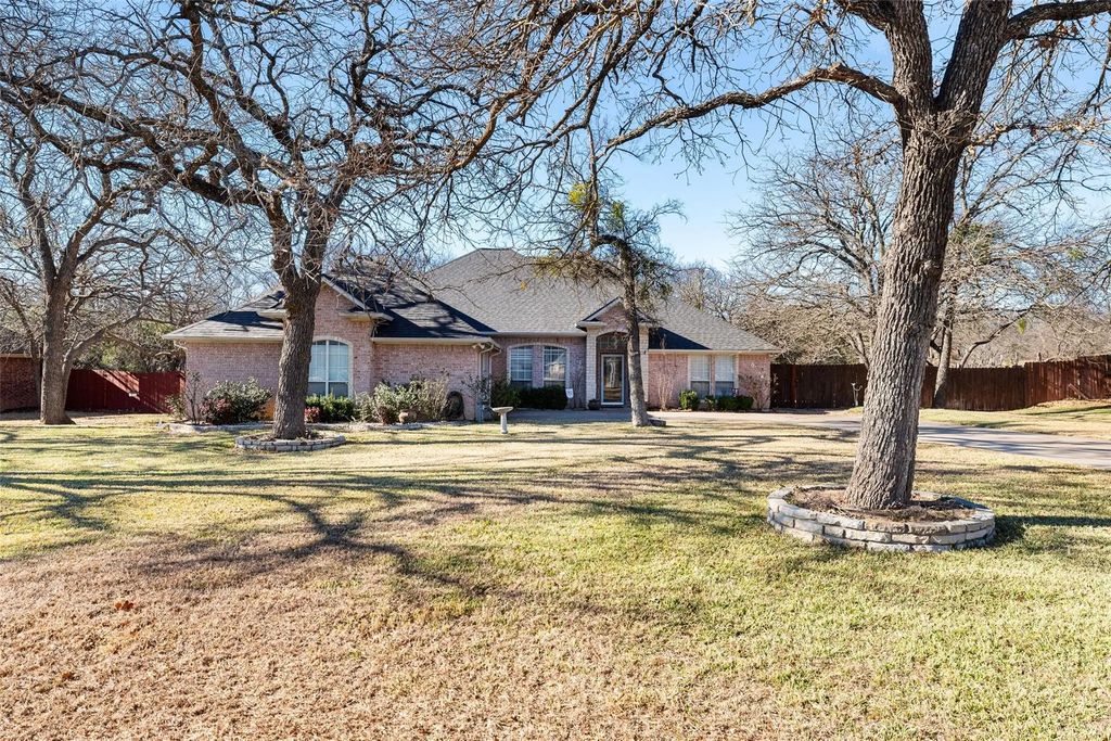 4606 Stoney Creek Court, Granbury