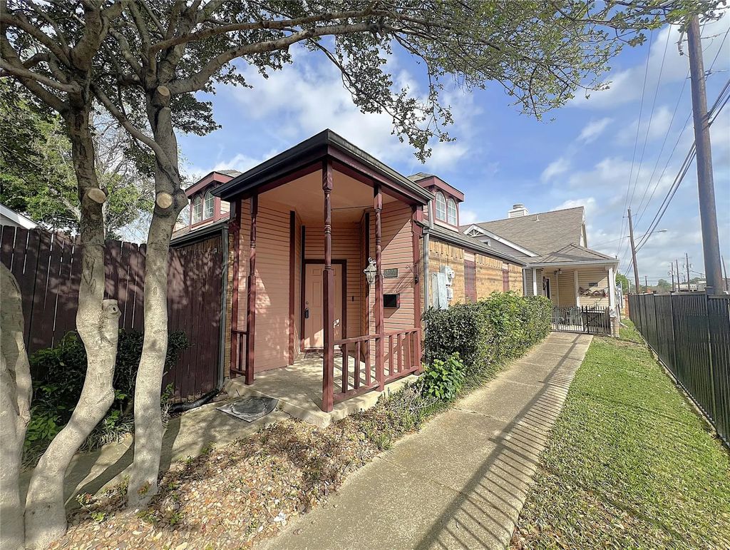 3147 Royal Gable Drive, Dallas